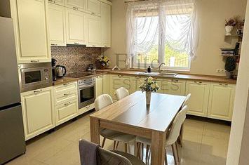 Casa 3 camere de inchiriat Cartierul Tineretului Oradea anunturi imobiliare Bihor