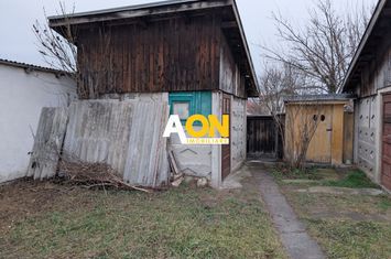 Casa mica,demolabila zona centrala,Alba Iulia anunturi imobiliare Alba