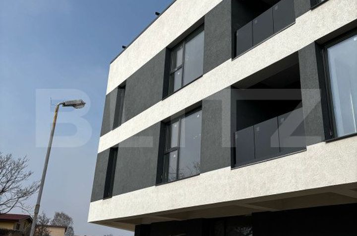 Apartament 3 camere de vanzare MIHAI BRAVU - Prahova anunturi imobiliare Prahova