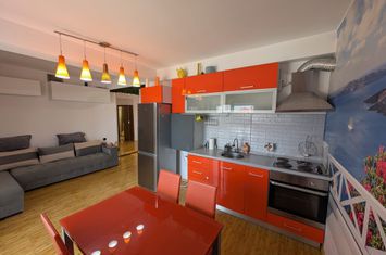Vânzare Apartament 3 Camere - Str. Celofibrei, Bragadiru, Alexandriei anunturi imobiliare Bucuresti