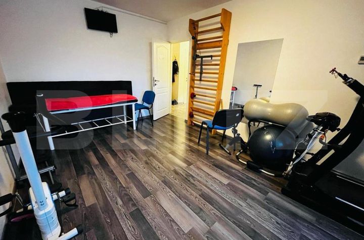 Apartament 3 camere de vanzare MICRO 12 - Dambovita anunturi imobiliare Dambovita