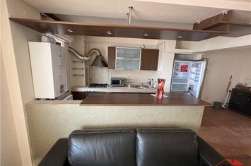 Apartament 3 camere de vanzare ULTRACENTRAL - Vrancea anunturi imobiliare Vrancea