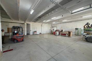 Spațiu comercial de inchiriat TARGOVISTE - Dambovita anunturi imobiliare Dambovita