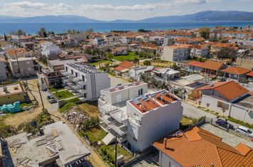 Mezonetă 76,5 mp în Paralia Ofriniou, la 300 m de mare anunturi imobiliare Grecia