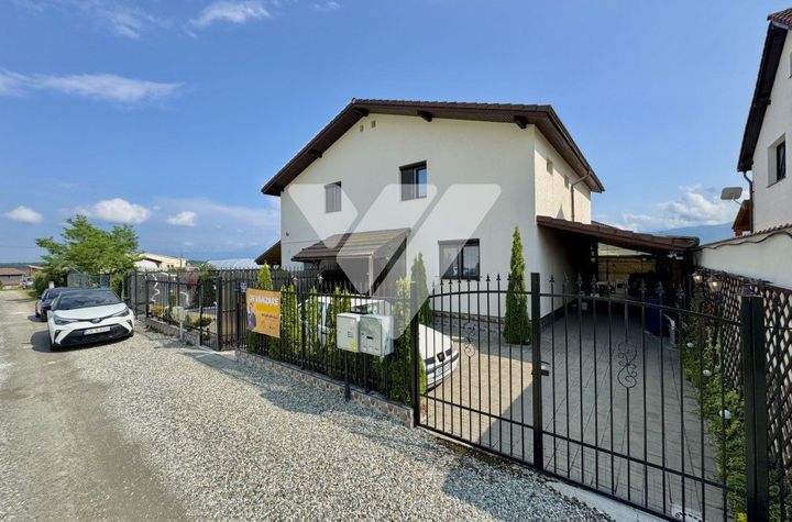 Vilă - 3 camere de vanzare SIBIU - Sibiu anunturi imobiliare Sibiu