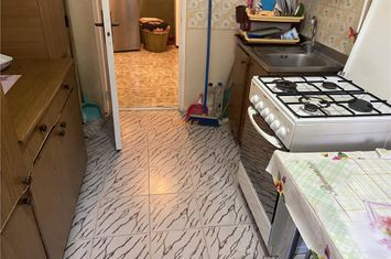 Apartament 2 camere de vanzare GARA - Vrancea anunturi imobiliare Vrancea