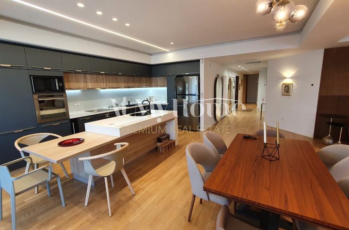 Apartament 5 camere de vanzare AVIATORILOR - Bucuresti anunturi imobiliare Bucuresti
