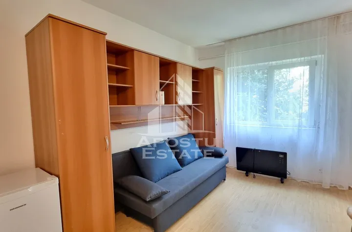 Garsoniera, bloc de apartamente, zona Calea Aradului anunturi imobiliare Timis