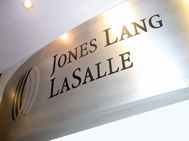 Jones Lang LaSalle semnează 5 contracte de închiriere în 3 luni