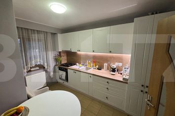 Apartament 3 camere de vanzare MICALACA - Arad anunturi imobiliare Arad