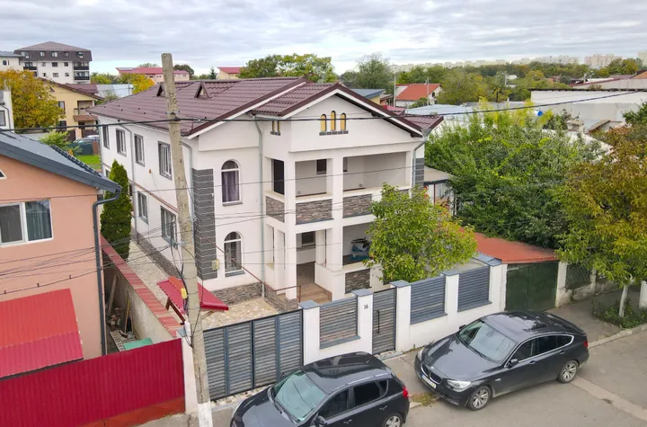 Vilă - 7 camere de vanzare BUCURESTI - Bucuresti anunturi imobiliare Bucuresti
