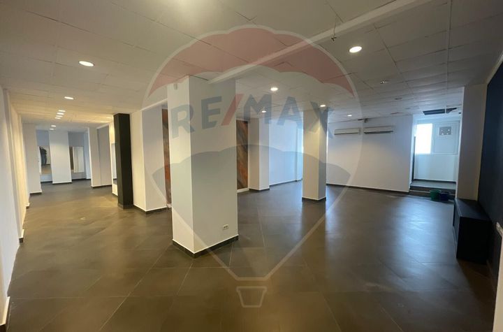 Spațiu comercial de 493mp de închiriat în zona Central anunturi imobiliare Cluj