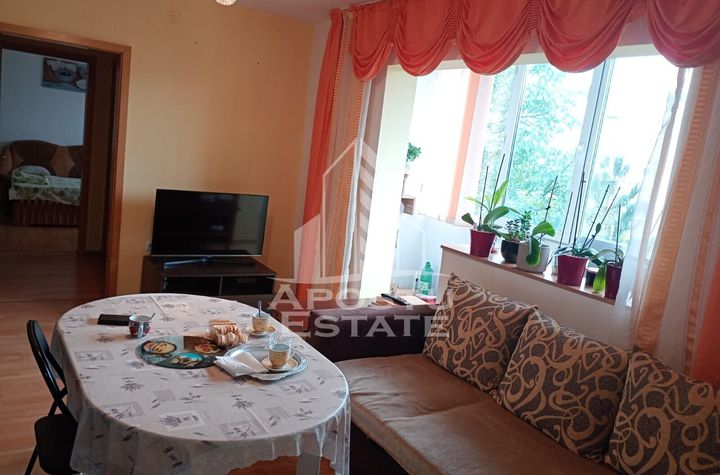 Apartament 2 camere, 55 mp, etaj 3/4, centrala proprie , Girocului anunturi imobiliare Timis