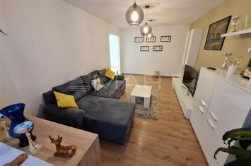 Apartament 3 camere de inchiriat SCRIITORILOR - Brasov anunturi imobiliare Brasov