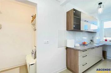 Apartament 2 camere de vanzare FLORILOR - Brasov anunturi imobiliare Brasov