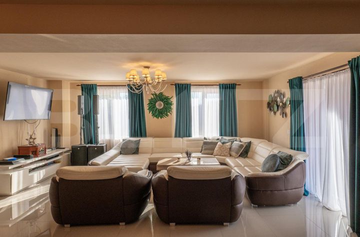Vilă - 8 camere de vanzare BISTRITA - Bistrita-Nasaud anunturi imobiliare Bistrita-Nasaud