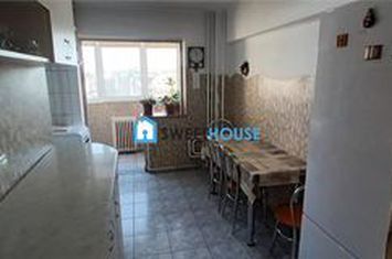 Apartament 2 camere de vanzare TRACTORUL - Brasov anunturi imobiliare Brasov