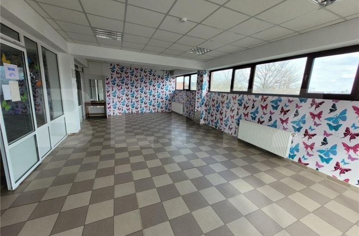 Spațiu comercial de inchiriat VICOVU DE SUS - Suceava anunturi imobiliare Suceava