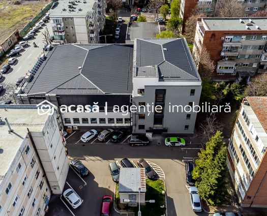Birou Clasa A Bancilor, 617 mp