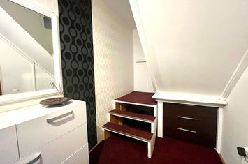 Apartament 2 camere de vanzare ORADEA - Bihor anunturi imobiliare Bihor