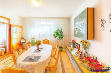 Vilă - 4 camere de vanzare LIBERTATII - Mures anunturi imobiliare Mures