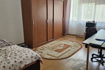 Apartament de vanzare 2 camere decomandate zona Centru-Piata Unirii anunturi imobiliare Iasi