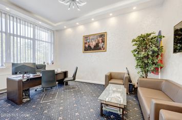 De vanzare spatiu birouri si depozitare, teren  Danubiana anunturi imobiliare Bucuresti