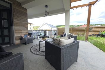 Vilă - 4 camere de vanzare CLUJ-NAPOCA - Cluj anunturi imobiliare Cluj