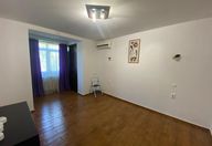 660 €, Apartament 3 camere