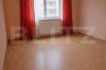 Apartament 3 camere de vanzare ROGERIUS - Bihor anunturi imobiliare Bihor