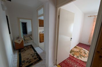 Apartament 3 camere de vanzare ULTRACENTRAL - Bacau anunturi imobiliare Bacau