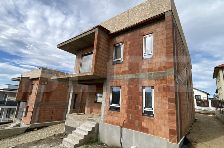 Vilă - 4 camere de vanzare DEZMIR - Cluj anunturi imobiliare Cluj