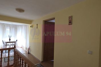 Casa de vanzare cu 3 camere in Poiana Campina anunturi imobiliare Prahova