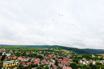 Apartament 3 camere de vanzare CENTRAL - Covasna anunturi imobiliare Covasna