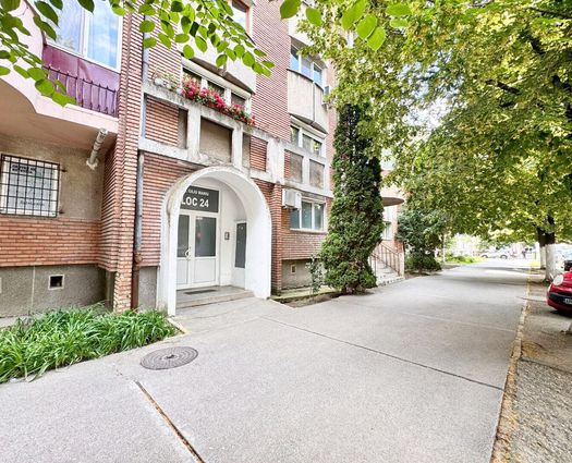 Apartament 3 camere Podgoria, 70 mp