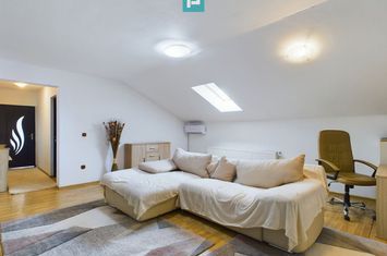 Apartament spațios cu 3 camere în Chișoda, construcție nouă, mobilat anunturi imobiliare Timis
