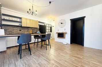 Apartament 2 camere et1 cu parcare , 50 mp - Str Mihai Romanul anunturi imobiliare Cluj