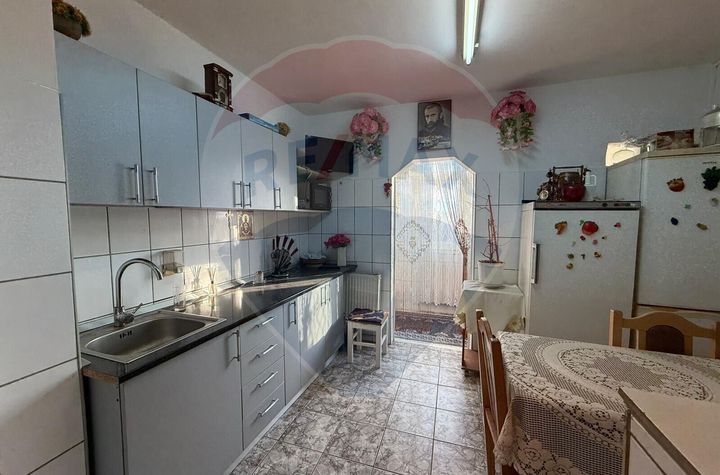 Apartament 2 camere de vanzare - Zona Lazaret anunturi imobiliare Sibiu