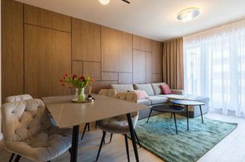 Apartament 2 camere de vanzare TRACTORU - Brasov anunturi imobiliare Brasov