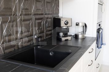 Apartament 2 camere de vanzare ORADEA - Bihor anunturi imobiliare Bihor