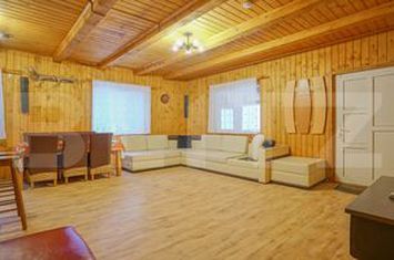 Casă - 7 camere de vanzare VULCAN - Brasov anunturi imobiliare Brasov