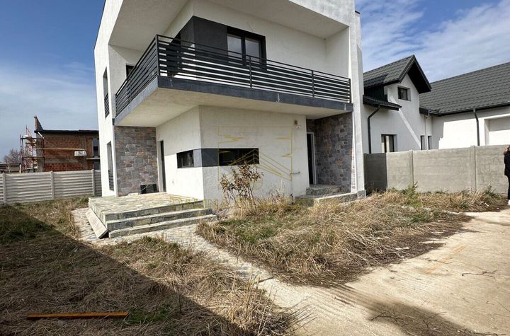 Vilă - 5 camere de vanzare DOMNESTI - Bucuresti anunturi imobiliare Bucuresti