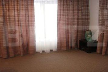 Vilă - 7 camere de vanzare TARGU MURES - Mures anunturi imobiliare Mures