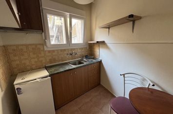 Garsonieră 30 mp, etaj 1, în centrul Serres anunturi imobiliare Grecia