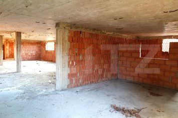 Vilă - 24 camere de vanzare NORD - Bacau anunturi imobiliare Bacau
