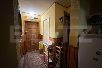 Apartament 3 camere de vanzare CALEA BUCURESTI - Dolj anunturi imobiliare Dolj