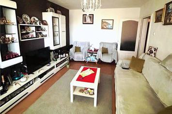 Apartament 2 camere de vanzare AUREL VLAICU - Brasov anunturi imobiliare Brasov