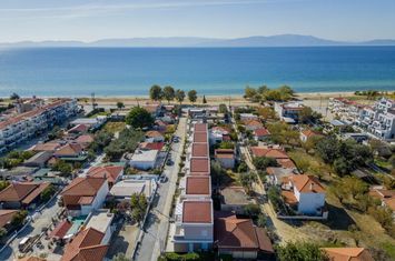 Mezonetă 3 camere la 50 m de mare — Paralia Ofriniou anunturi imobiliare Grecia