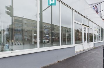 Spațiu comercial 200mp + 90mp mansarda - Cantemir anunturi imobiliare Bihor