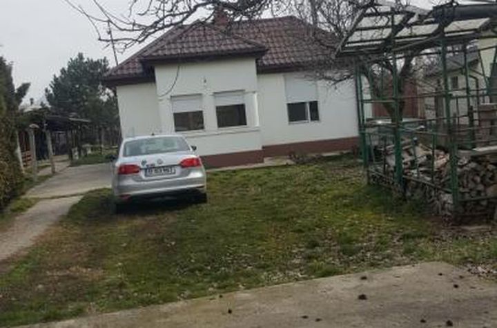 Casă - 3 camere de vanzare COCHINESTI - Arges anunturi imobiliare Arges
